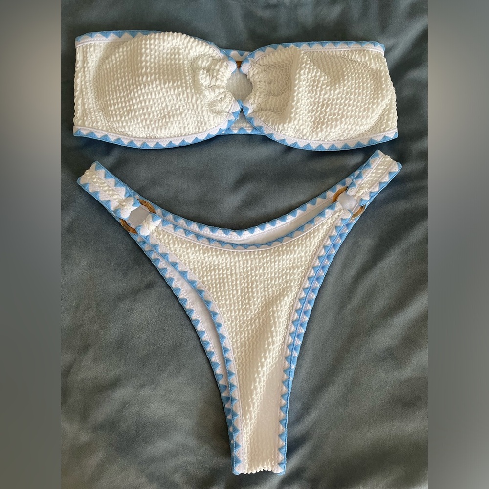 White strapless bathing suit with bottoms